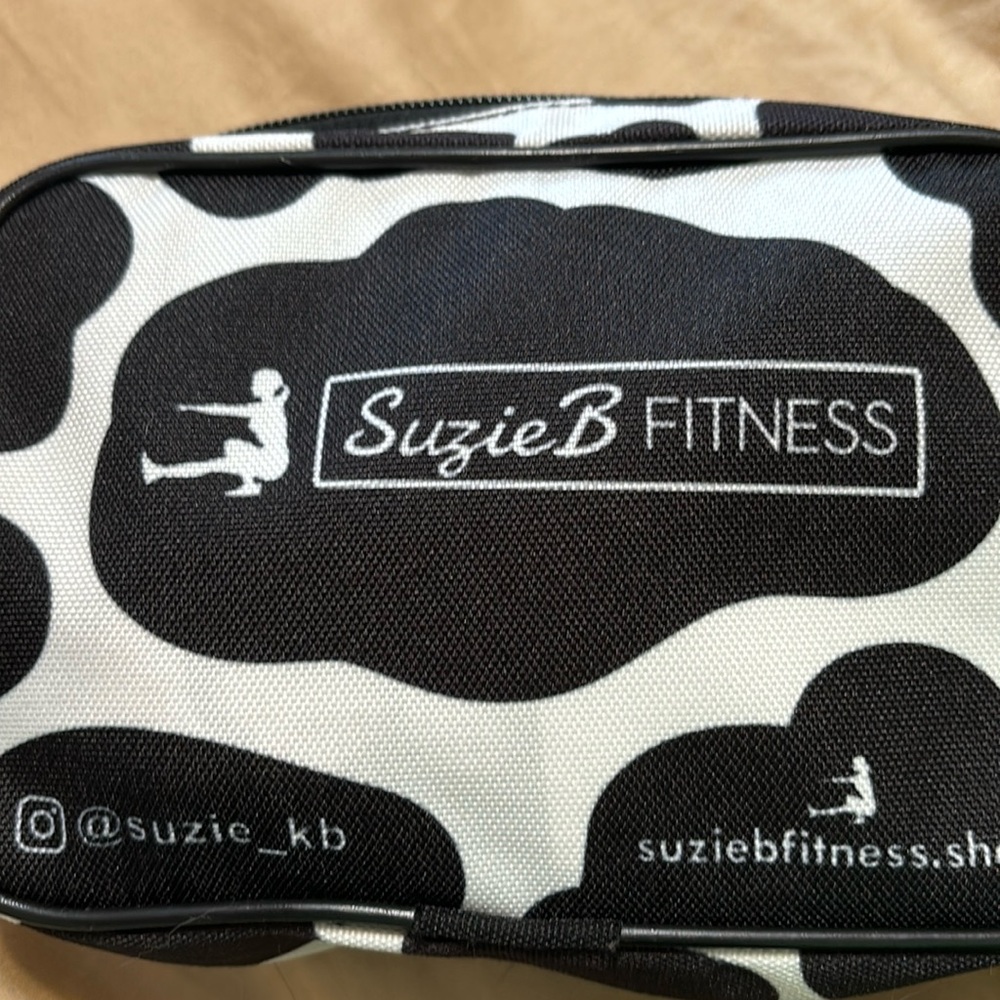 Suzie B fitness Lifting straps cow print